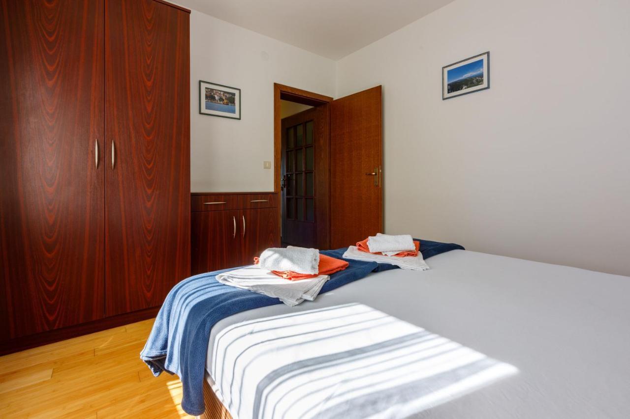 Apartments Robic Selce Esterno foto