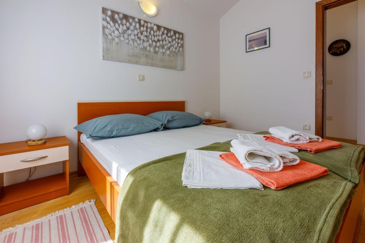 Apartments Robic Selce Esterno foto